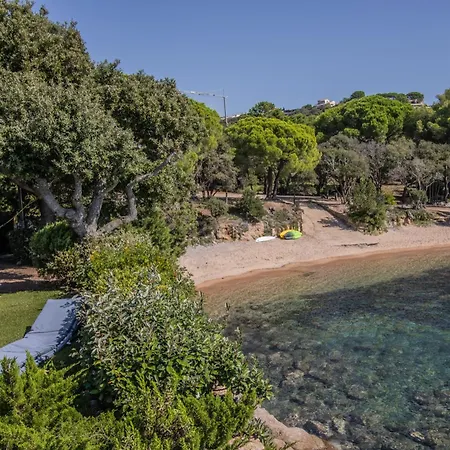 A Cala D Oro Et Sa Privee
