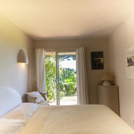A Cala D Oro Et Sa Privee Villa Porto-Vecchio (Corsica)