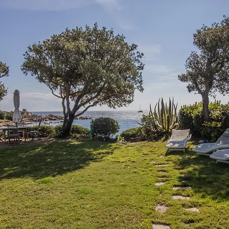 A Cala D Oro Et Sa Privée