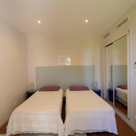 Villa A Cala D Oro Et Sa Privée